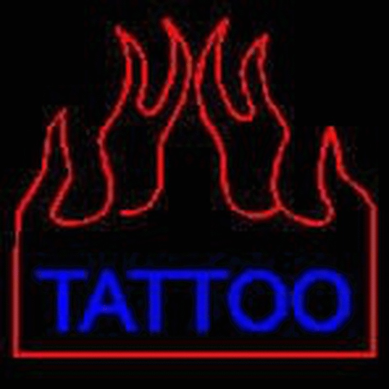 Flaming Tattoo Neonskylt