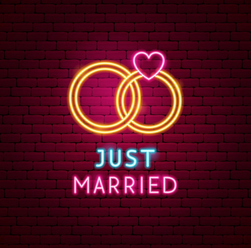 Just Married Rings Neonskylt