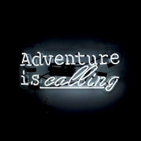 Adventure is Calling Neonskylt