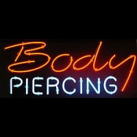 Body Piercing Neonskylt