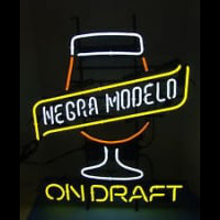 CERVEZA NEGRA MODELO ON DRAFT Neonskylt