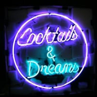Cocktails And Dreams Neon Öl Bar Skylt